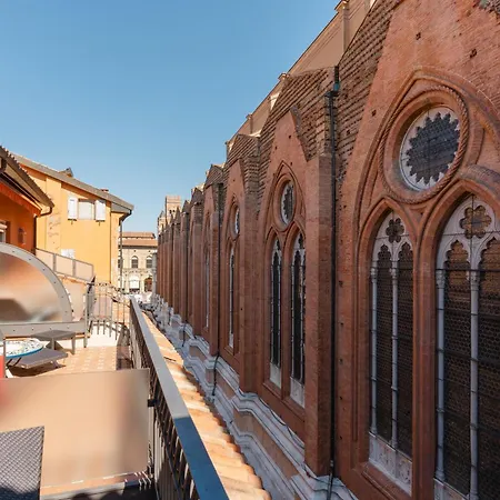 Art Commercianti Szálloda Bologna