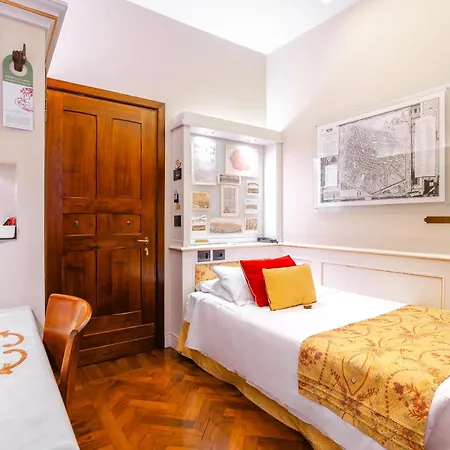Art Commercianti Hotel 4*